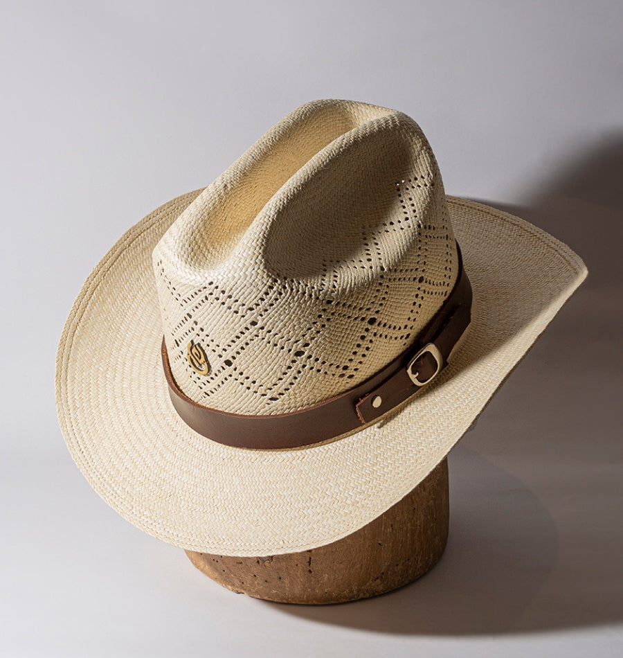 Calado_Cowboy_sombrero-panama-hat